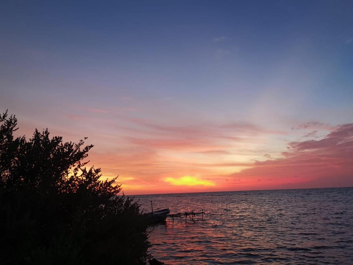 Hotel Water Seven Maafushi Zewnętrze zdjęcie