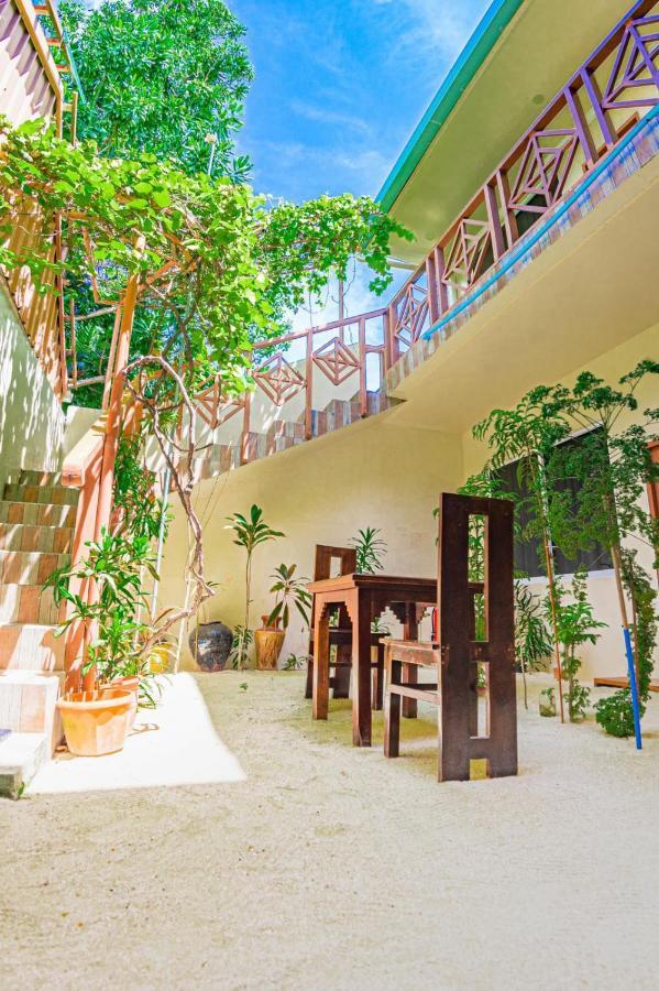 Hotel Water Seven Maafushi Zewnętrze zdjęcie